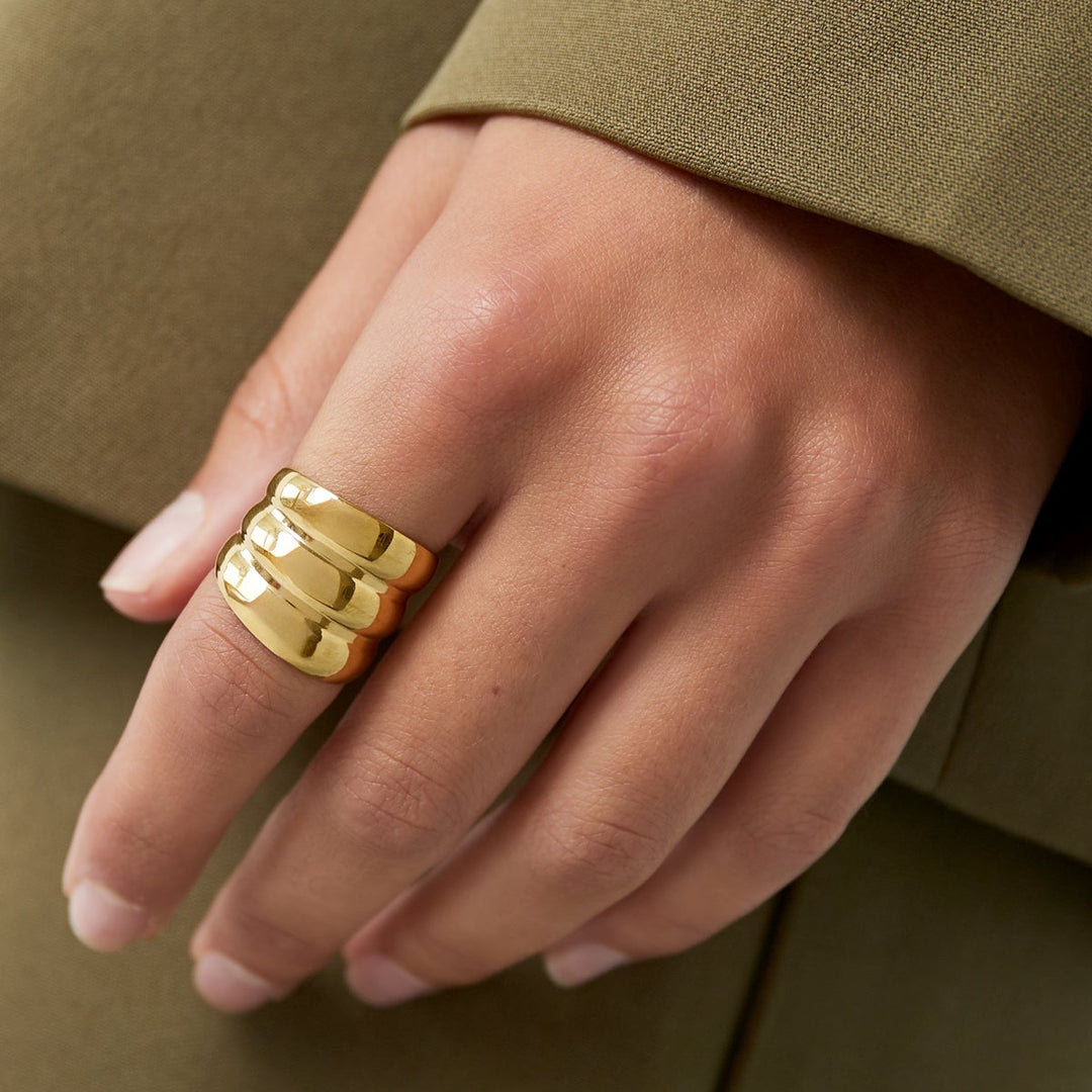 Crossed Layers Ring V2
