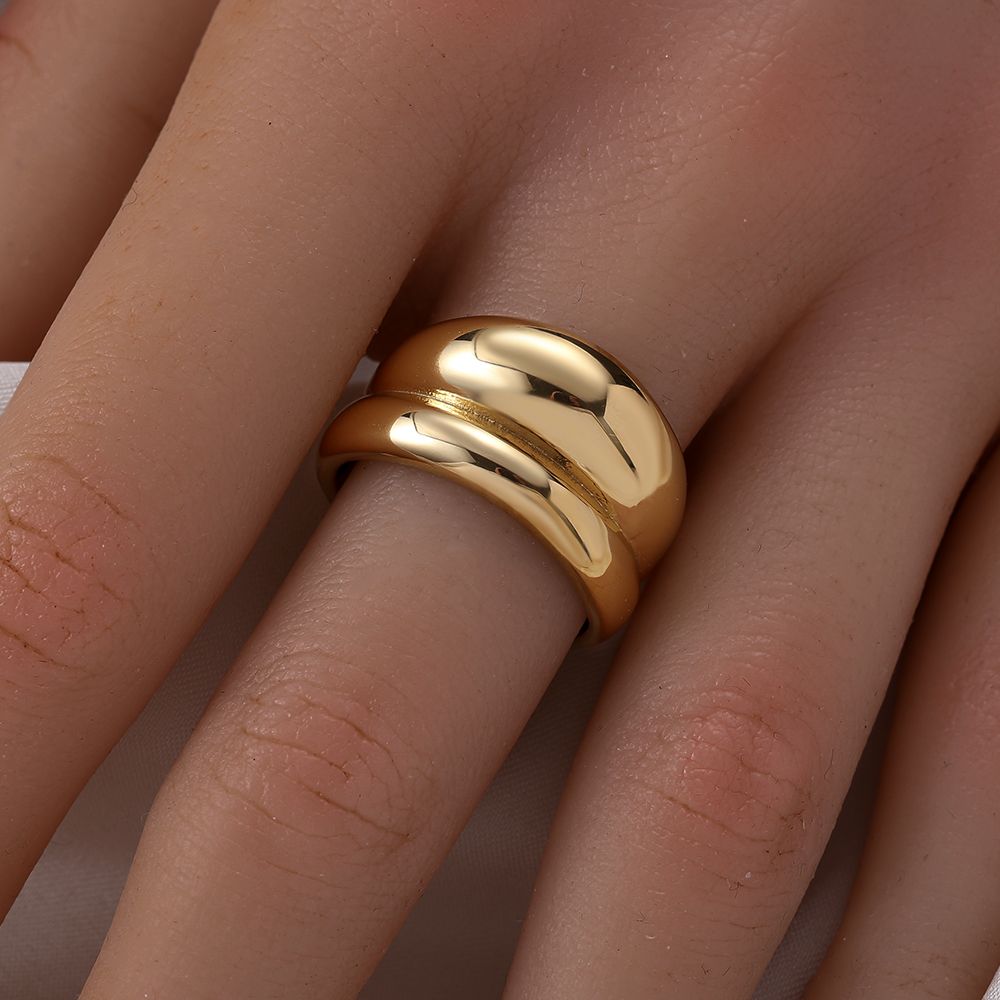 Crossed Layers Ring